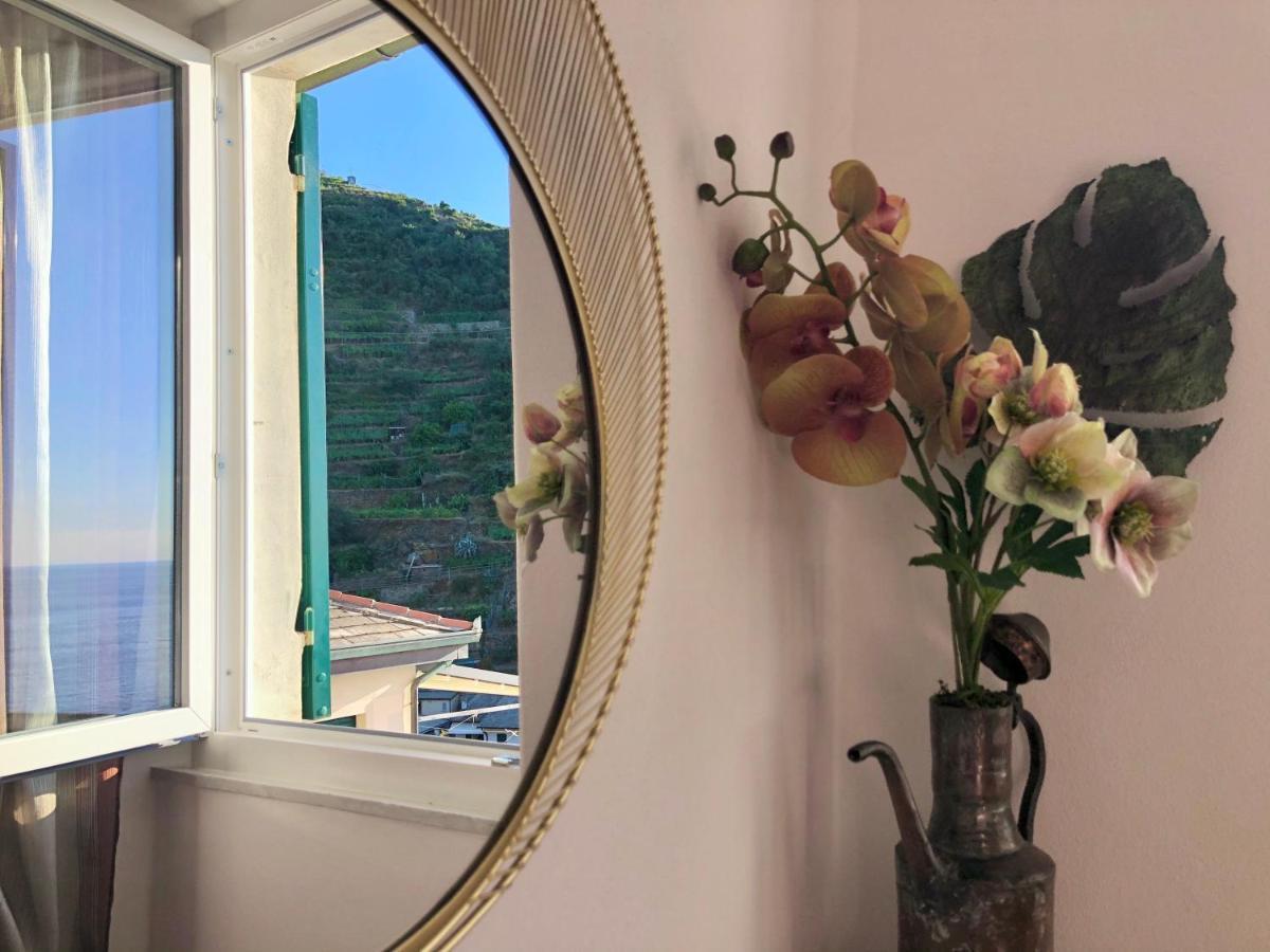 L' Attico Giallo Oro Di Giulia Μαναρόλα Εξωτερικό φωτογραφία